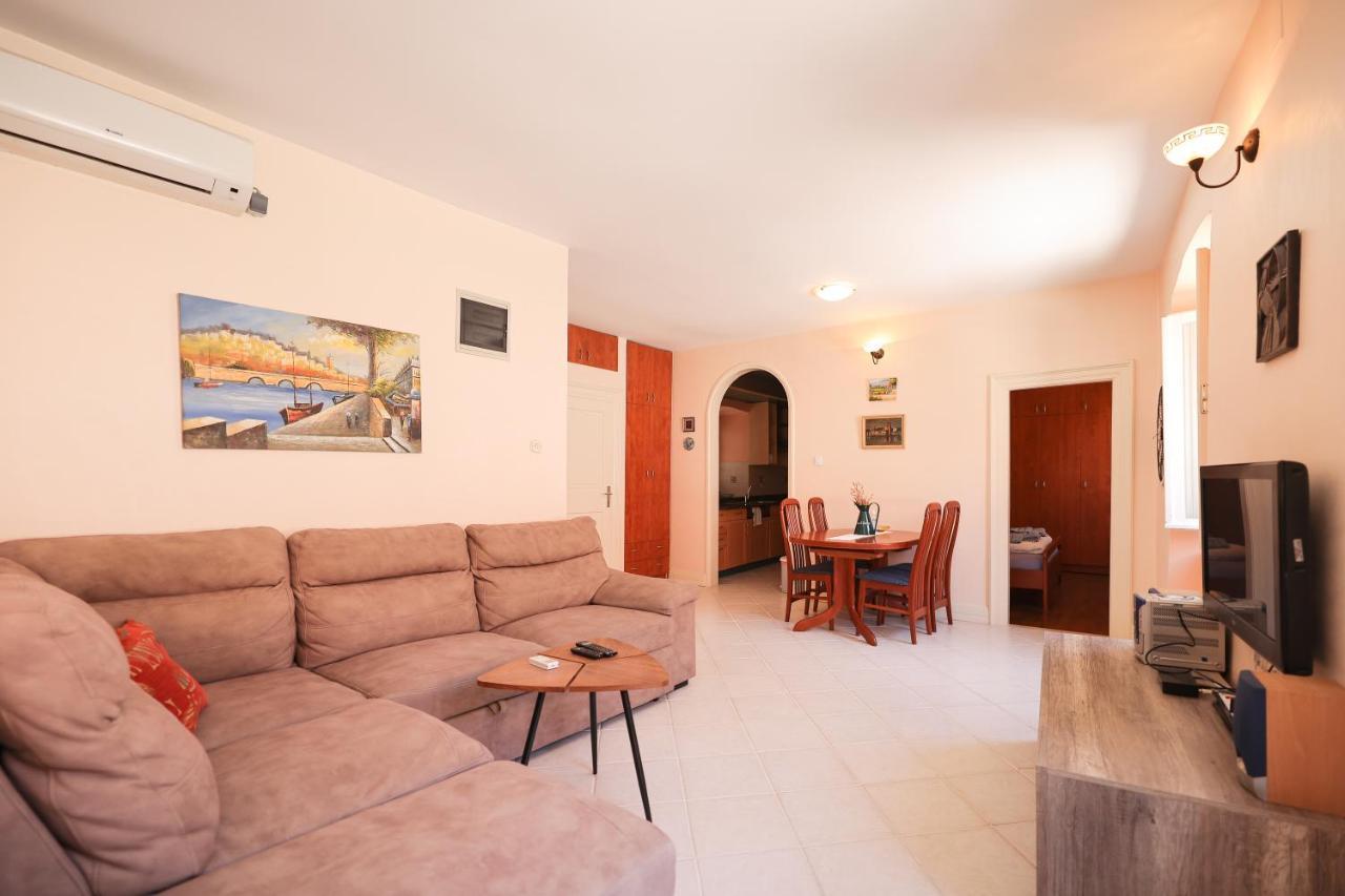 Two Bedroom Apartment In City Center Igor Zadar Dış mekan fotoğraf